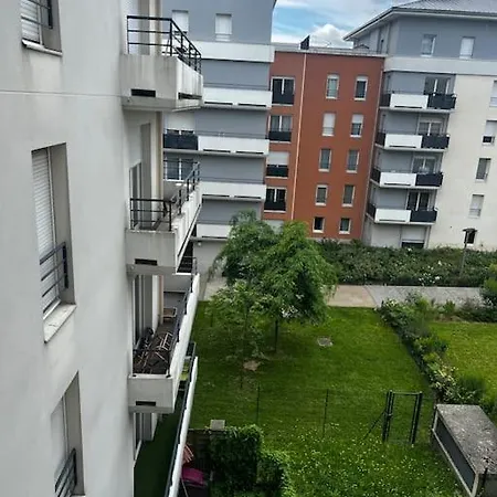 Un Pres Tramway Appartement