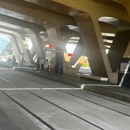 Un Pres Tramway Appartamento