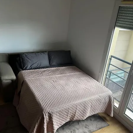 Un Pres Tramway Appartement Thiais